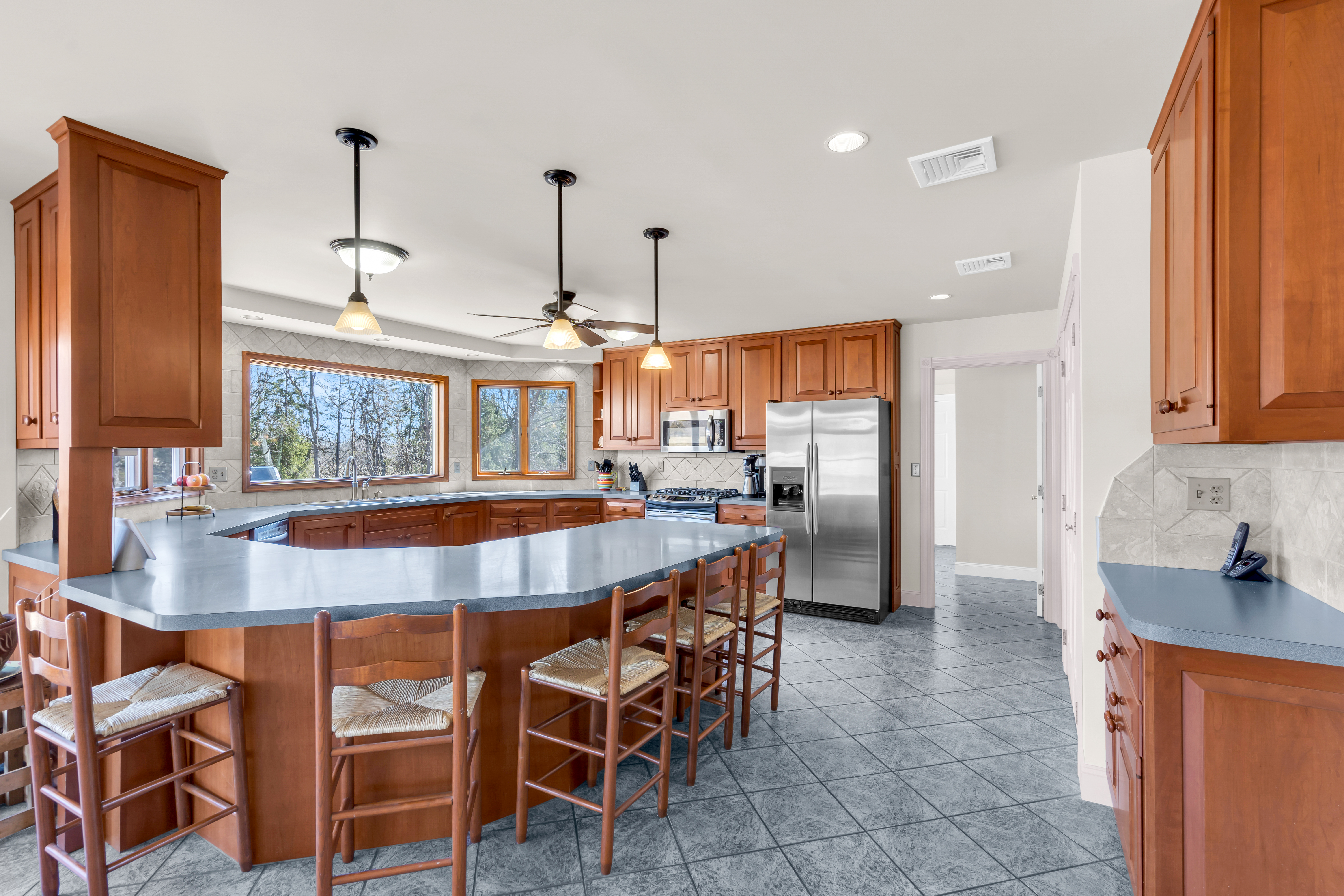 309 Pennington Harbourton Road Pennington, NJ 08534 - Photo 8 of 39