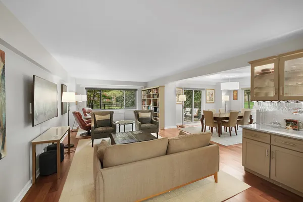 $5,100 | 4201 Cathedral Avenue Northwest, Unit 114W, Washington, DC 20016