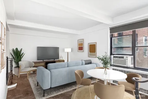 $360,000 | 70 Park Terrace West, Unit E74 | Inwood