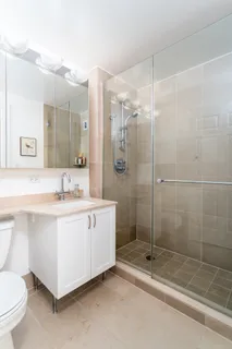 $800,000 | 68 Bradhurst Avenue, Unit 8R | Central Harlem