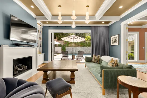 $4,100,000 | 5537 Hawthorne Place Northwest, Washington, DC 20016