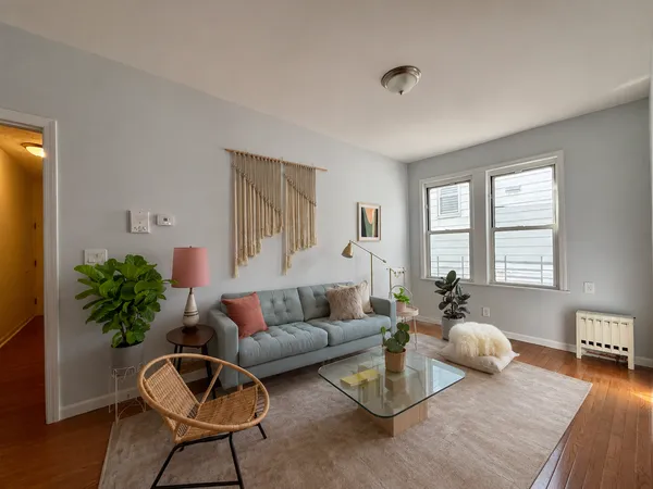 $2,950 | 1675 85th Street, Unit 1R | Bensonhurst