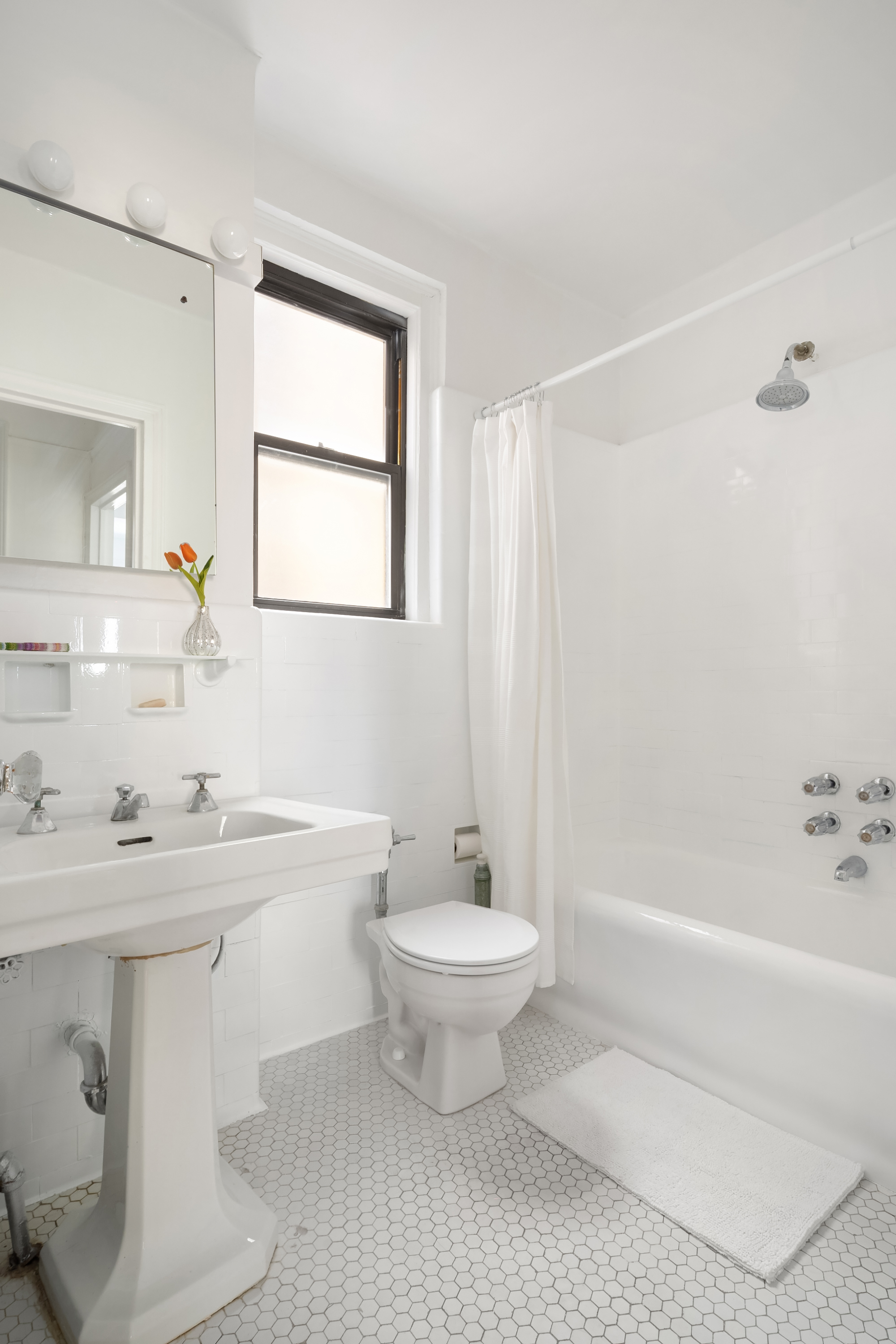 322 West 72nd Street, Unit 13B Manhattan, NY 10023 - Photo 17 of 21