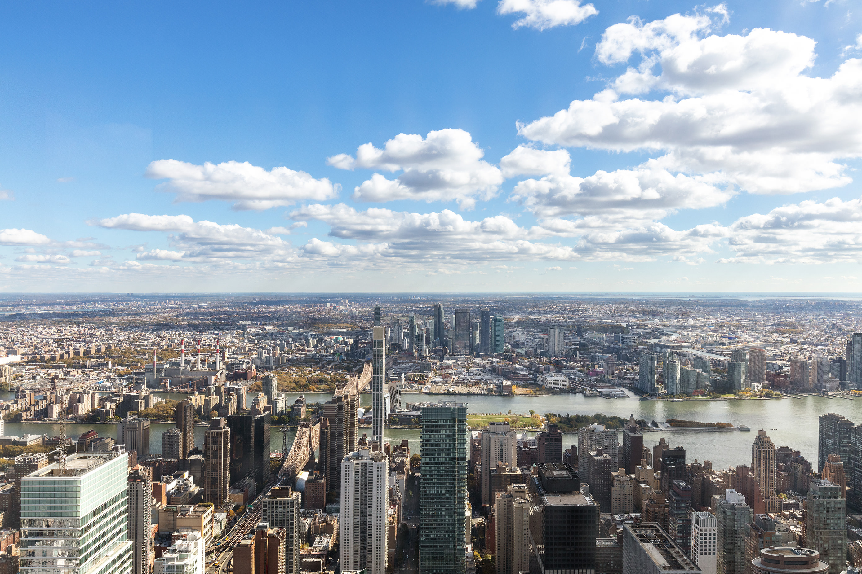 432 Park Avenue, Unit 81A Manhattan, NY 10022 - Photo 4 of 12 a view of a lake