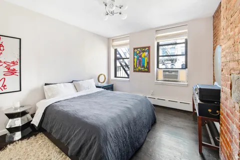 $1,099,000 | 72 East 3rd Street, Unit 5A | East Village