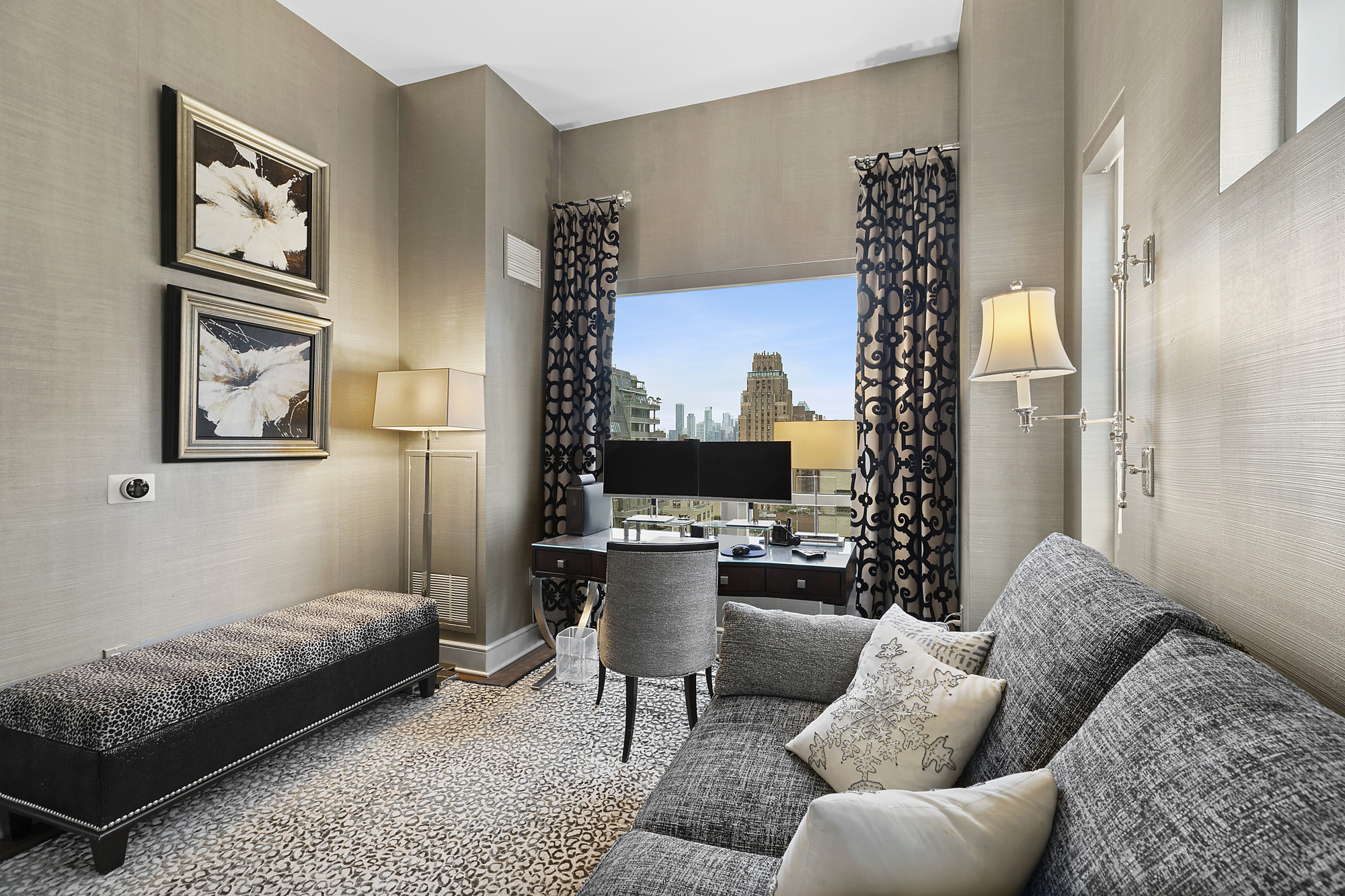 250 East 49th Street, Unit 14CD Manhattan, NY 10017 - Photo 4 of 15