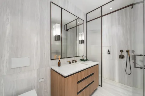 $10,000 | 515 West 18th Street, Unit 509 | Chelsea