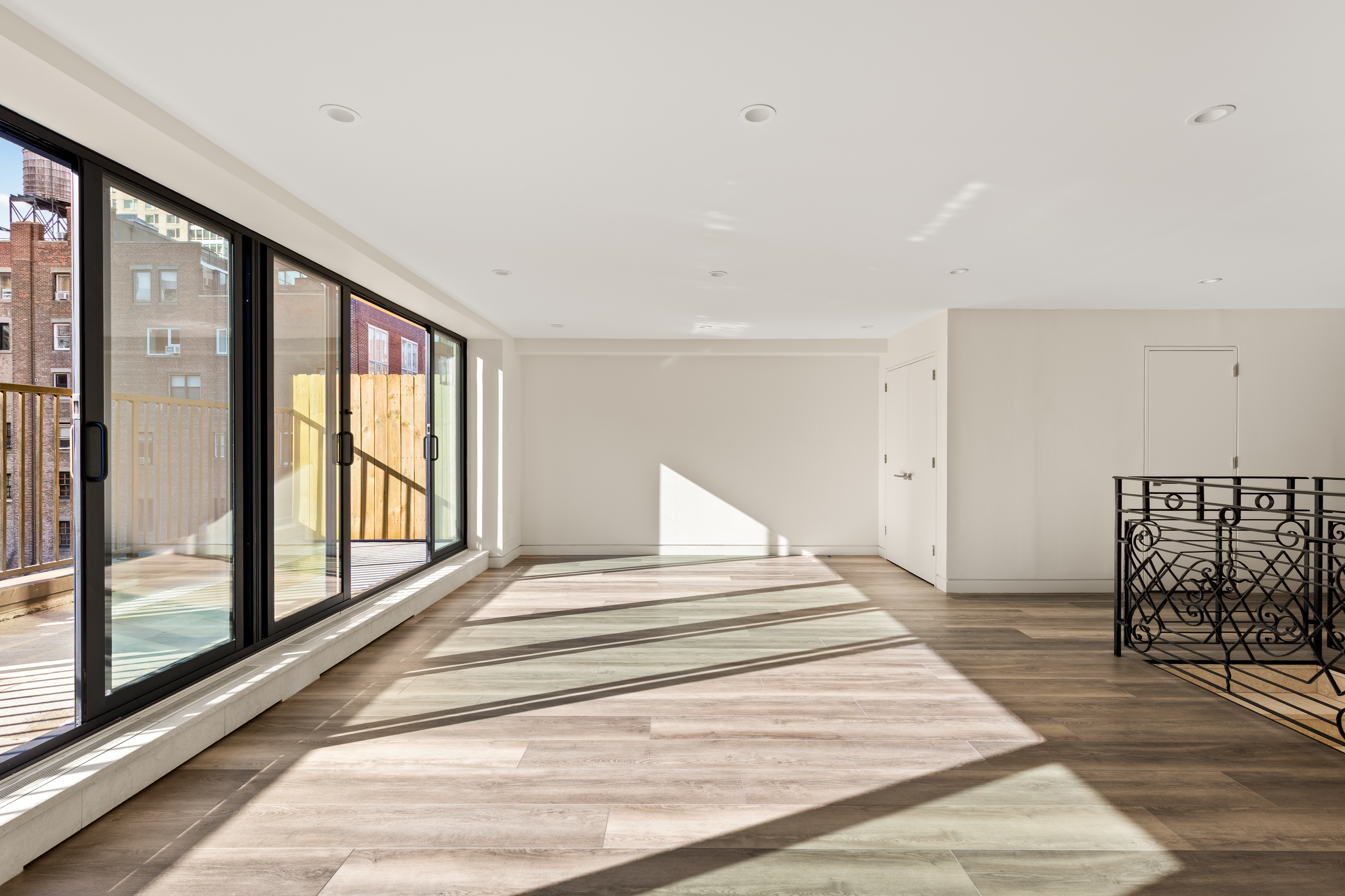 48 West 68th Street, Unit PHF Manhattan, NY 10023 - Photo 2 of 17