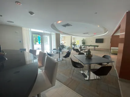 $718,000 | 950 Brickell Bay Drive, Unit 2206, Miami, FL 33131