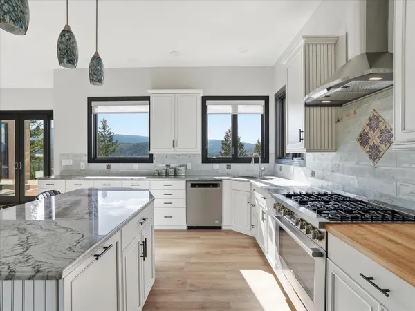 $2,250,000 | 7260 South Frog Hollow Lane, Evergreen, CO 80439