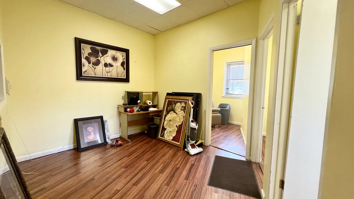 $1,600 | 29 Glen Cove Avenue, Unit 102, Glen Cove, NY 11542