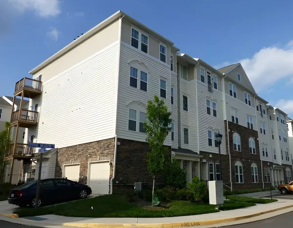 $320,000 | Byrne Meadow Square, Aldie, VA 20105