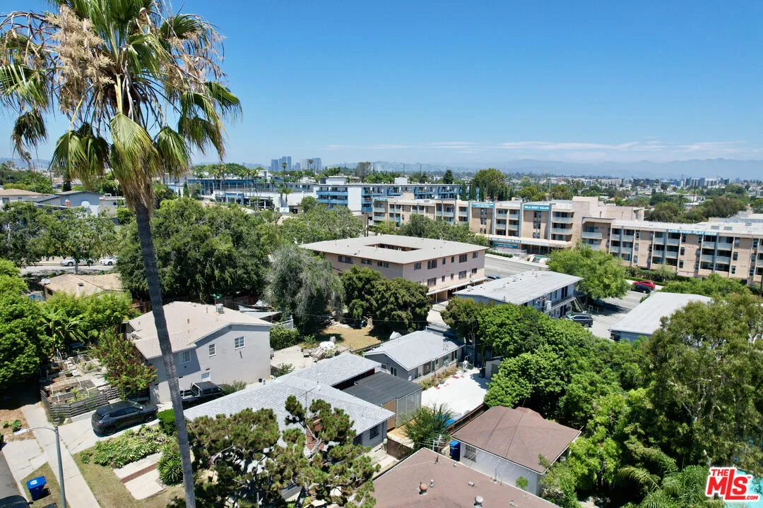 11150 Regent Street Los Angeles, CA 90034 - Photo 16 of 16 a view of a city