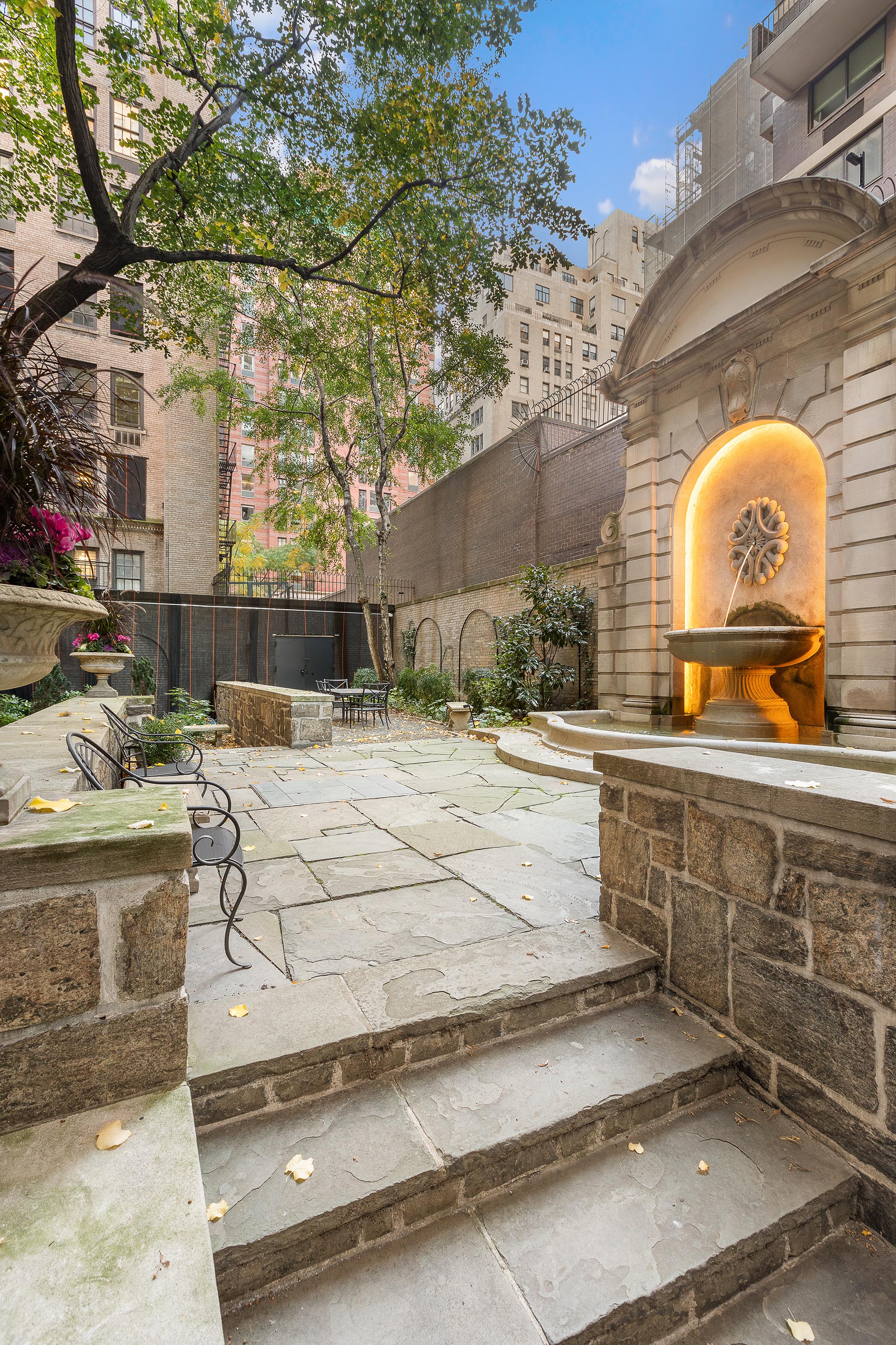 1088 Park Avenue, Unit 15C Manhattan, NY 10128 - Photo 22 of 26