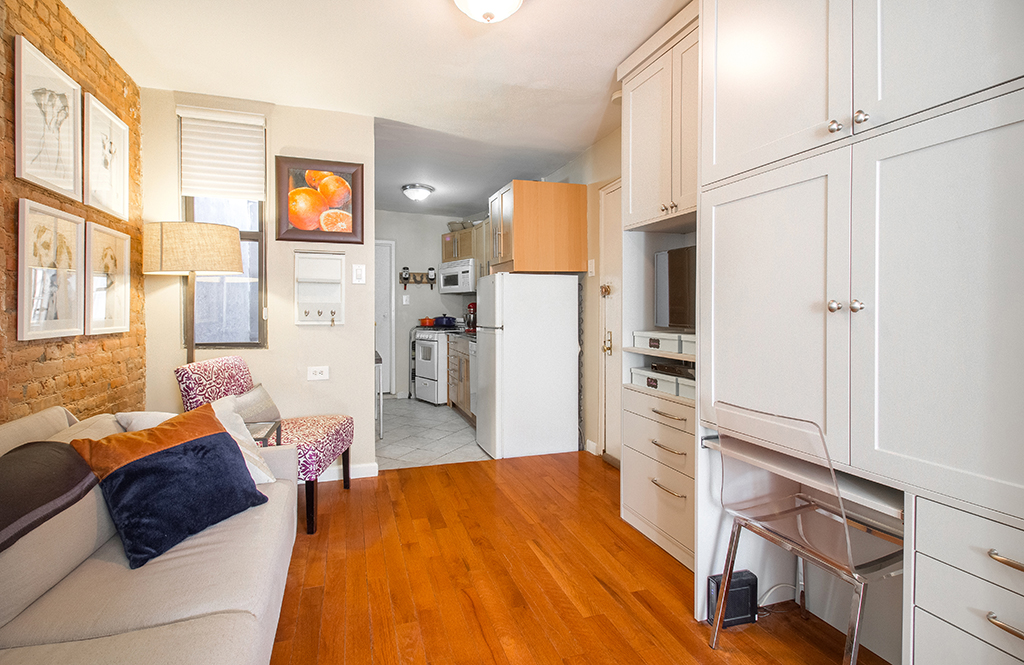 246 East 90th Street, Unit 5C Manhattan, NY 10128 - Photo 7 of 13