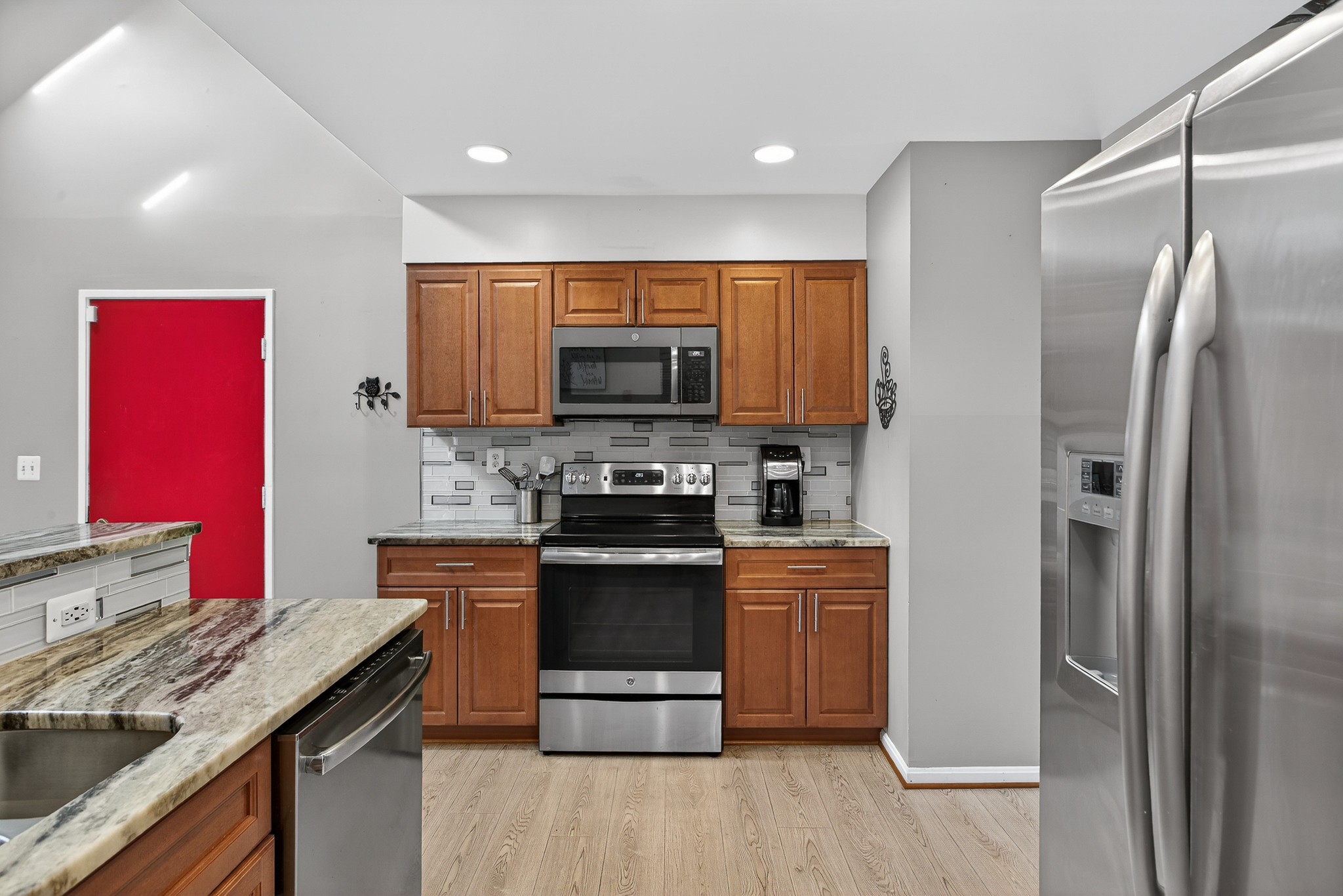 9311 Hobart Street Springdale, MD 20774 - Photo 9 of 28