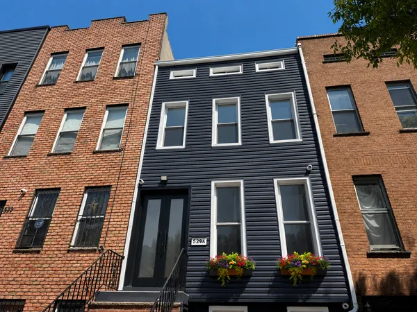 $3,100 | 529 A Quincy Street, Unit 1 | Bedford-Stuyvesant