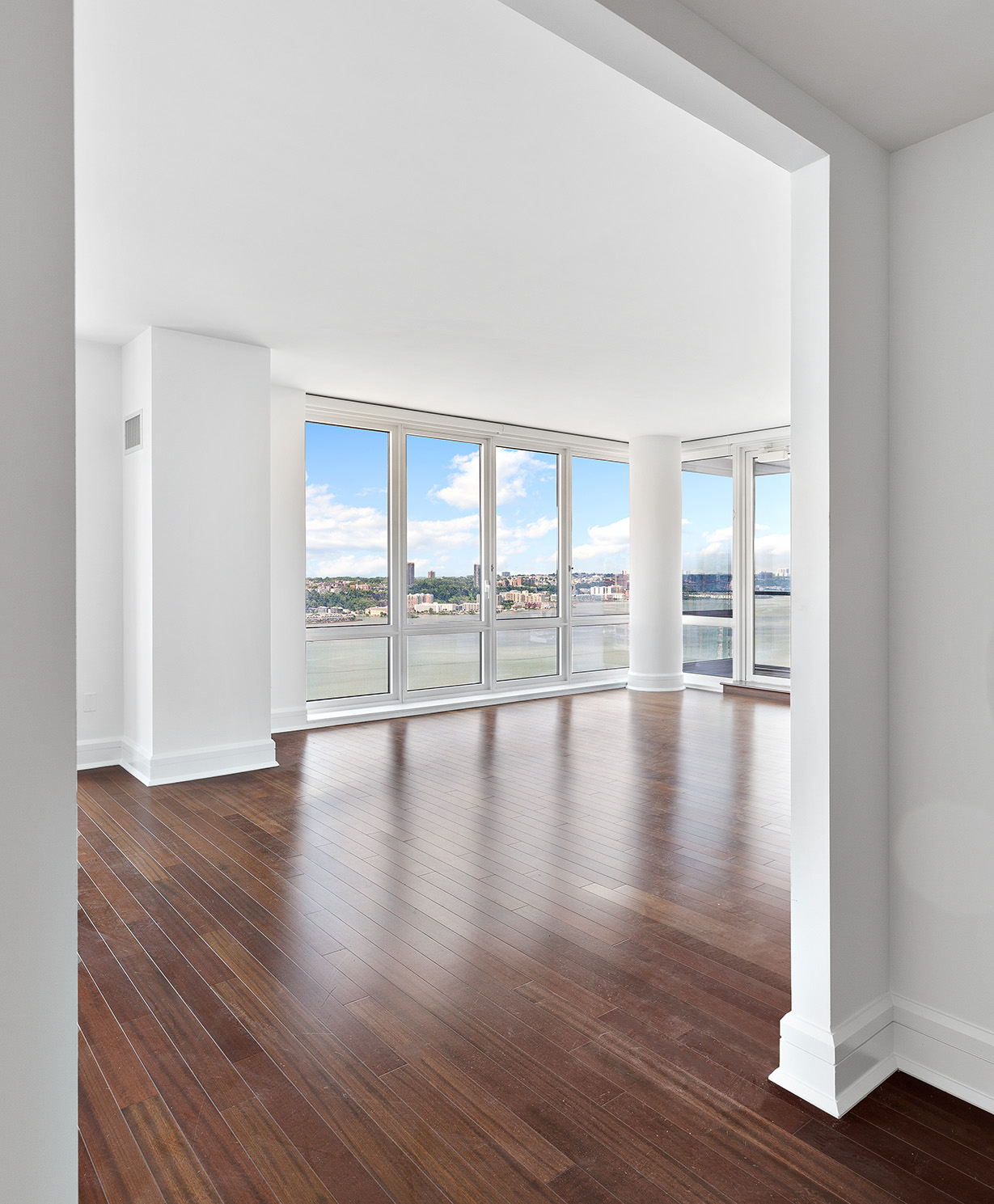 60 Riverside Boulevard, Unit 3201 Manhattan, NY 10069 - Photo 7 of 24