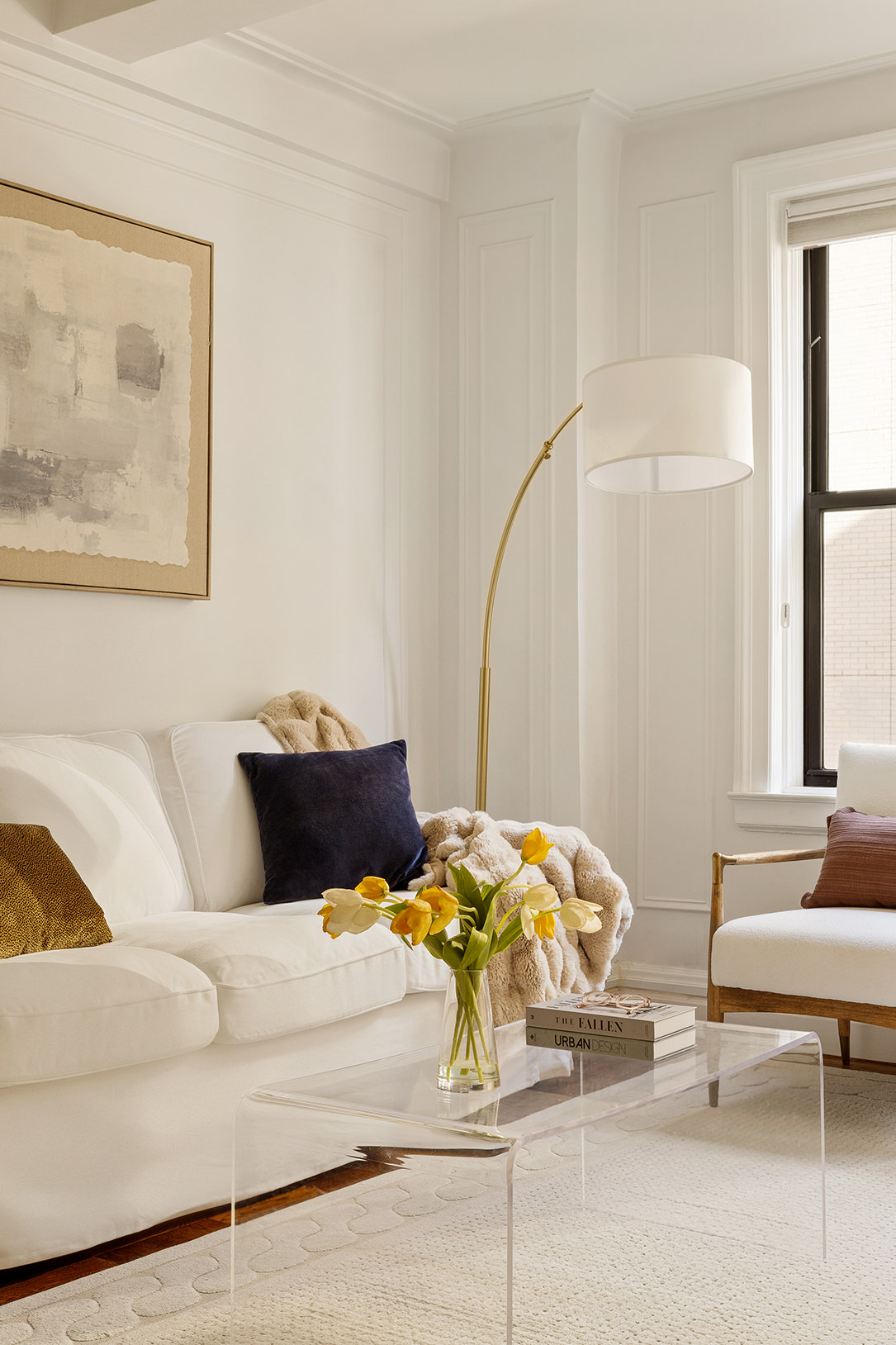 119 East 84th Street, Unit 4C Manhattan, NY 10028 - Photo 3 of 9 a bedroom with bed and a window