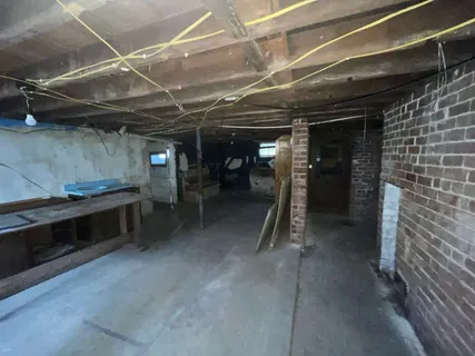 $60,000 | 203 East Washington Street, Avon, IL 61415