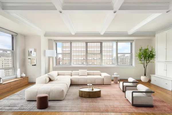 $2,700,000 | 69 5th Avenue, Unit 17J | Flatiron