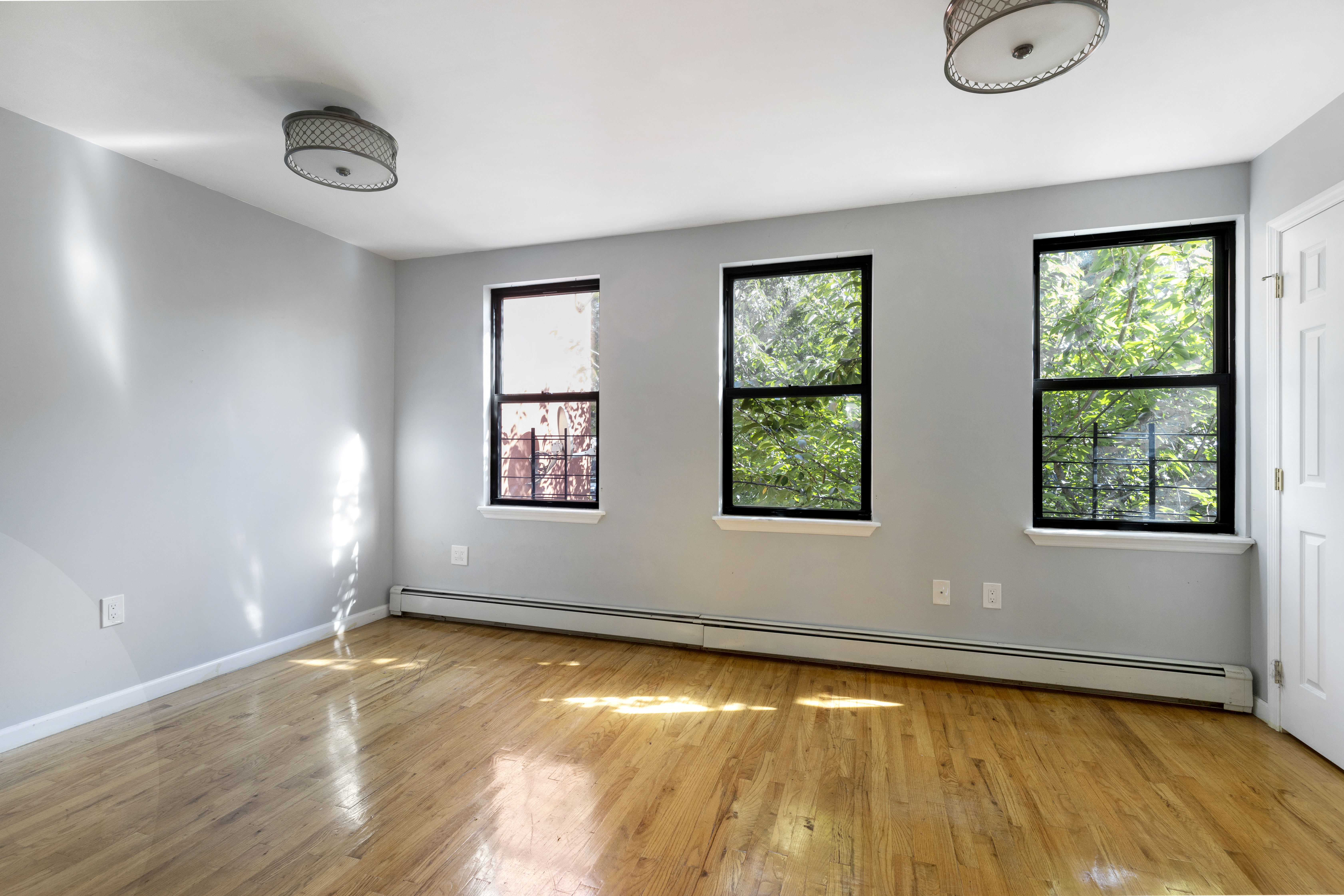 75 Van Buren Street Brooklyn, NY 11221 - Photo 10 of 23