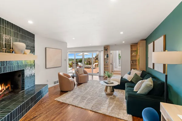 $1,499,000 | 5409 Redland Drive, San Diego, CA 92115