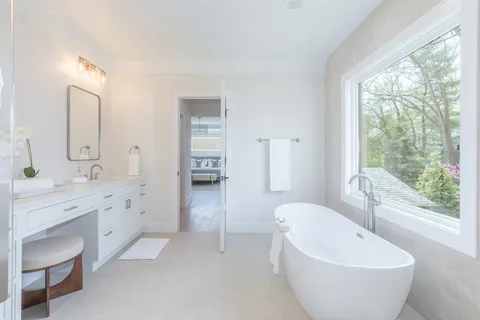 $2,295,000 | 8806 Walnut Hill Road, Chevy Chase, MD 20815