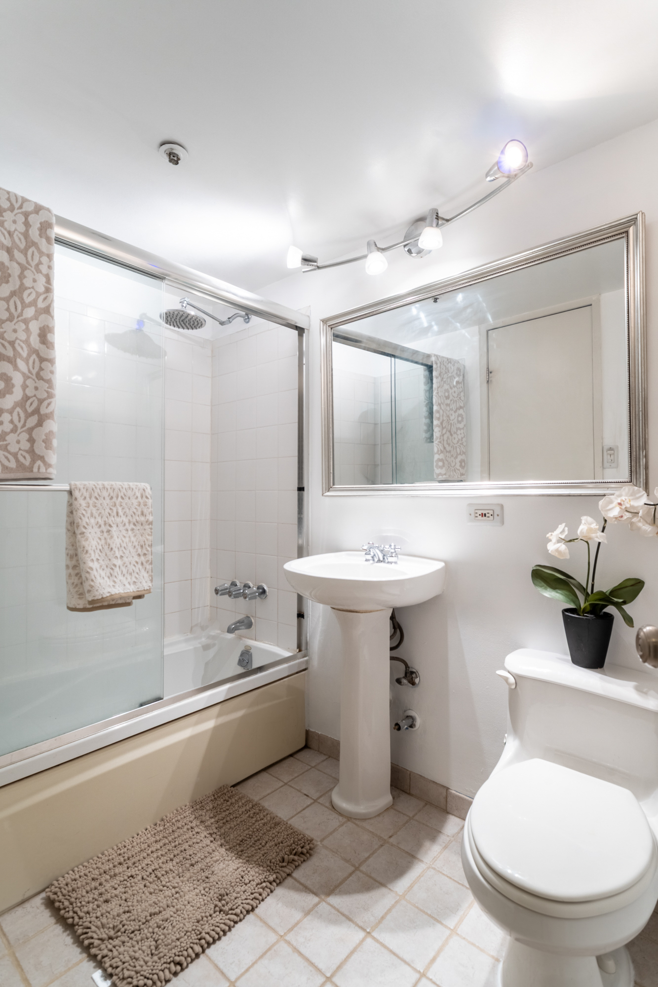 67 East 11th Street, Unit 518 Manhattan, NY 10003 - Photo 11 of 13