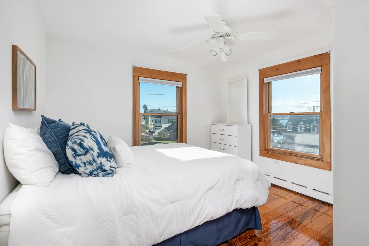 $888,000 | 3 3rd Street, Hull, MA 02045