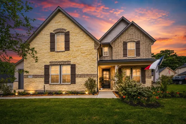 $674,900 | 534 Black Bronco Road, Magnolia, TX 77354