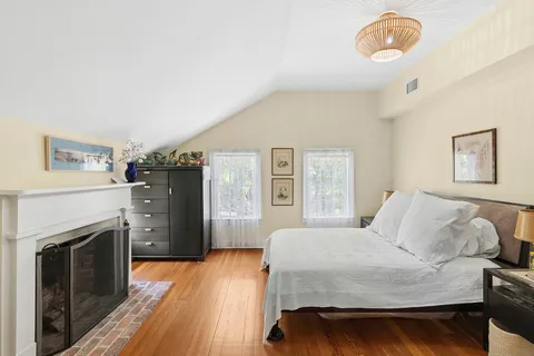 $3,500,000 | 175 Madison Street, Sag Harbor, NY 11963