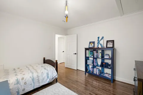 Contact Agent | 5313 Massachusetts Avenue, Bethesda, MD 20816