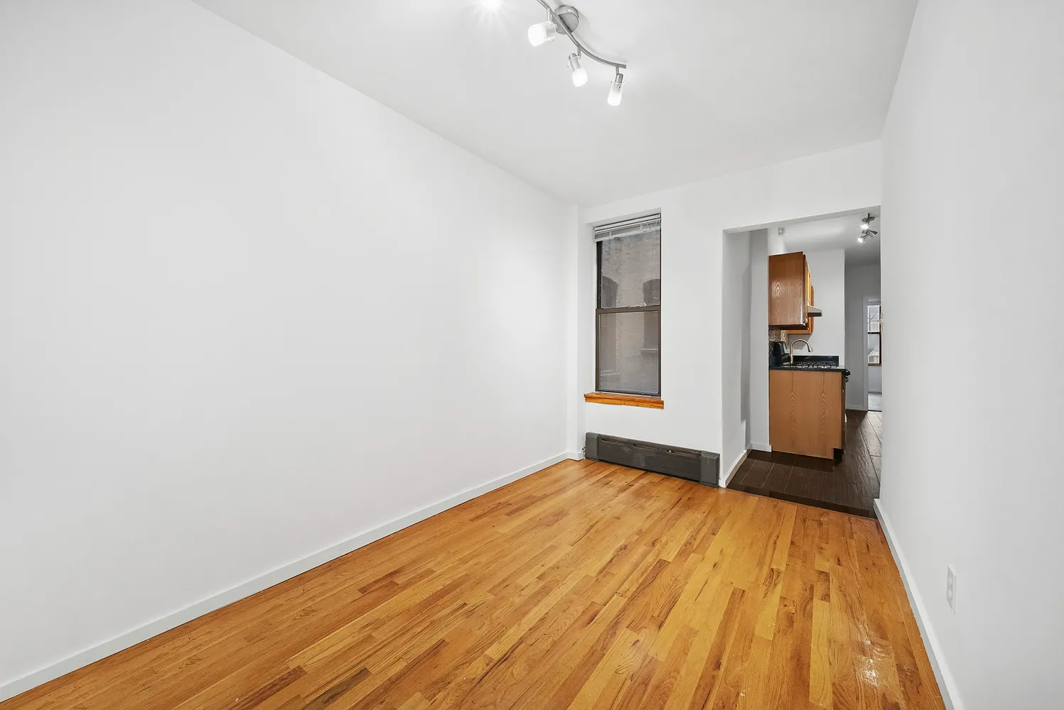 $2,707 | 411 Suydam Street, Unit 1L | Bushwick