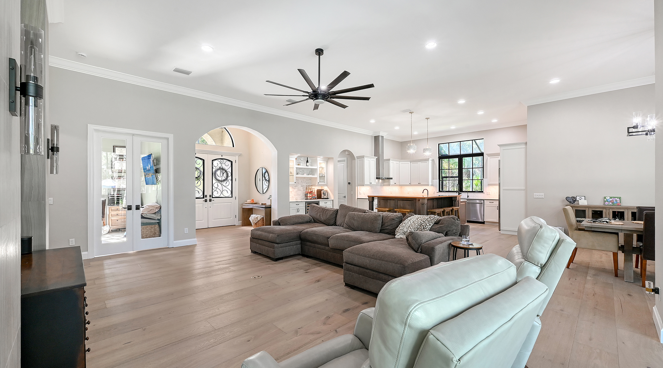 9291 Swaying Branch Road Sarasota, FL 34241 - Photo 12 of 51 Gallery Image 12