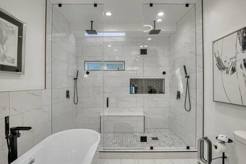 $1,399,000 | 4110 Vanetta Place, Studio City, CA 91604