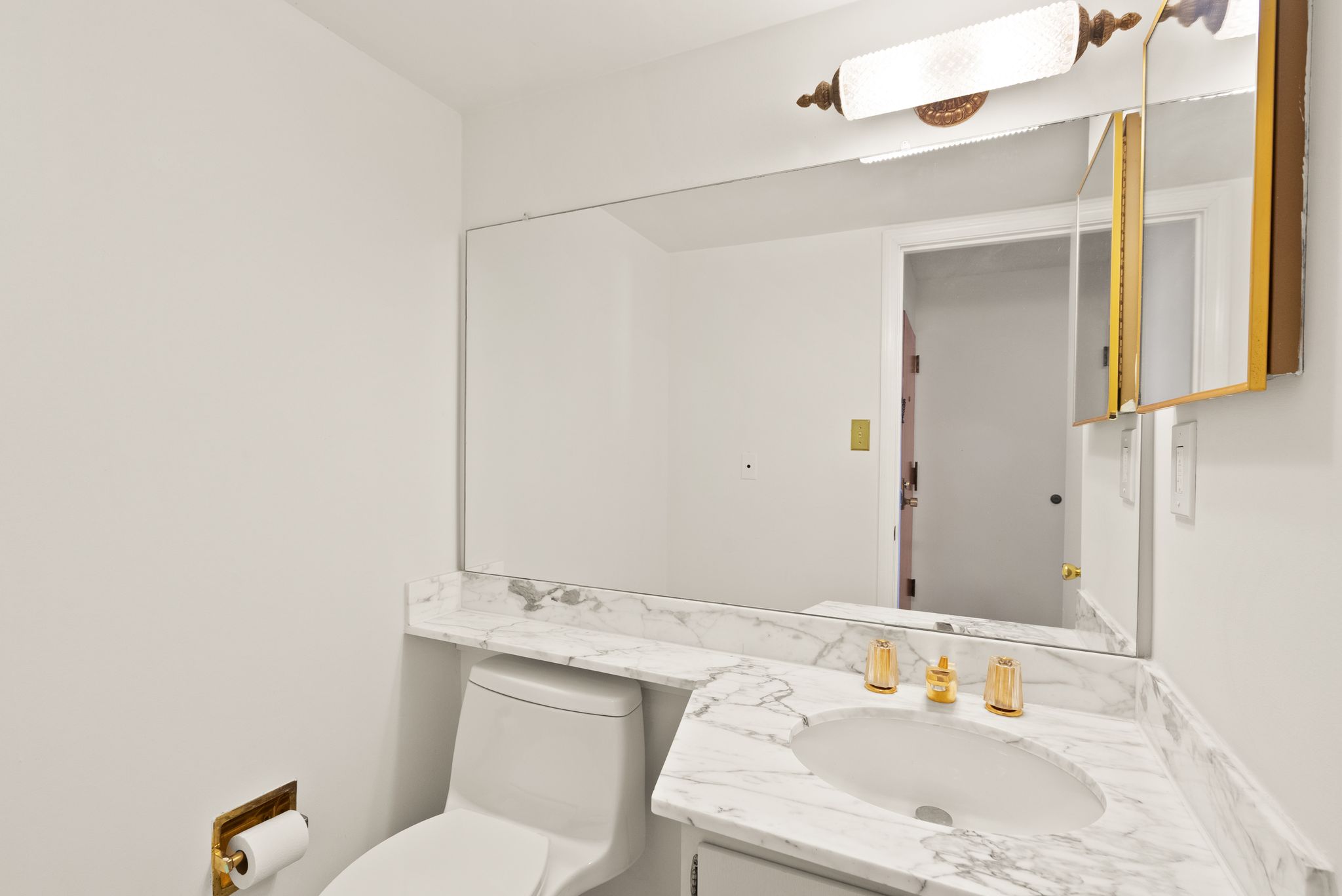 1101 South Arlington Ridge Road, Unit 608 Arlington, VA 22202 - Photo 24 of 45