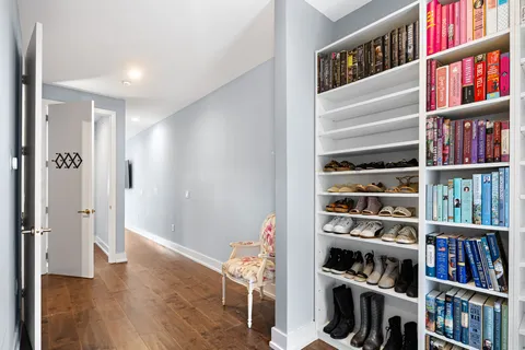 $1,050,000 | 602 North 5th Street, Unit 2, Philadelphia, PA 19123