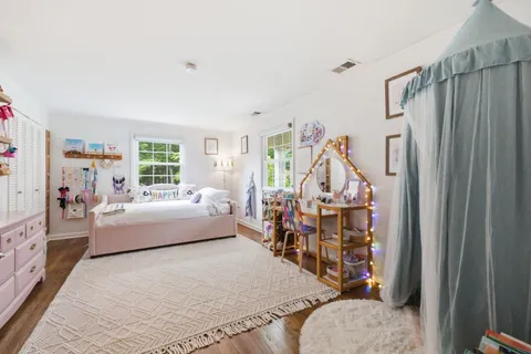 $1,250,000 | 20 Ridge Road, Unit Undisclosed, Tewksbury Township, NJ 08833