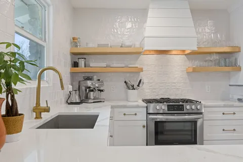 $1,025,000 | 4602 Roundup Trail, Austin, TX 78745