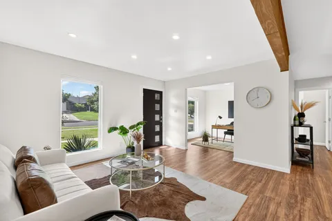 $565,000 | 4808 Broadhill Drive, Austin, TX 78723