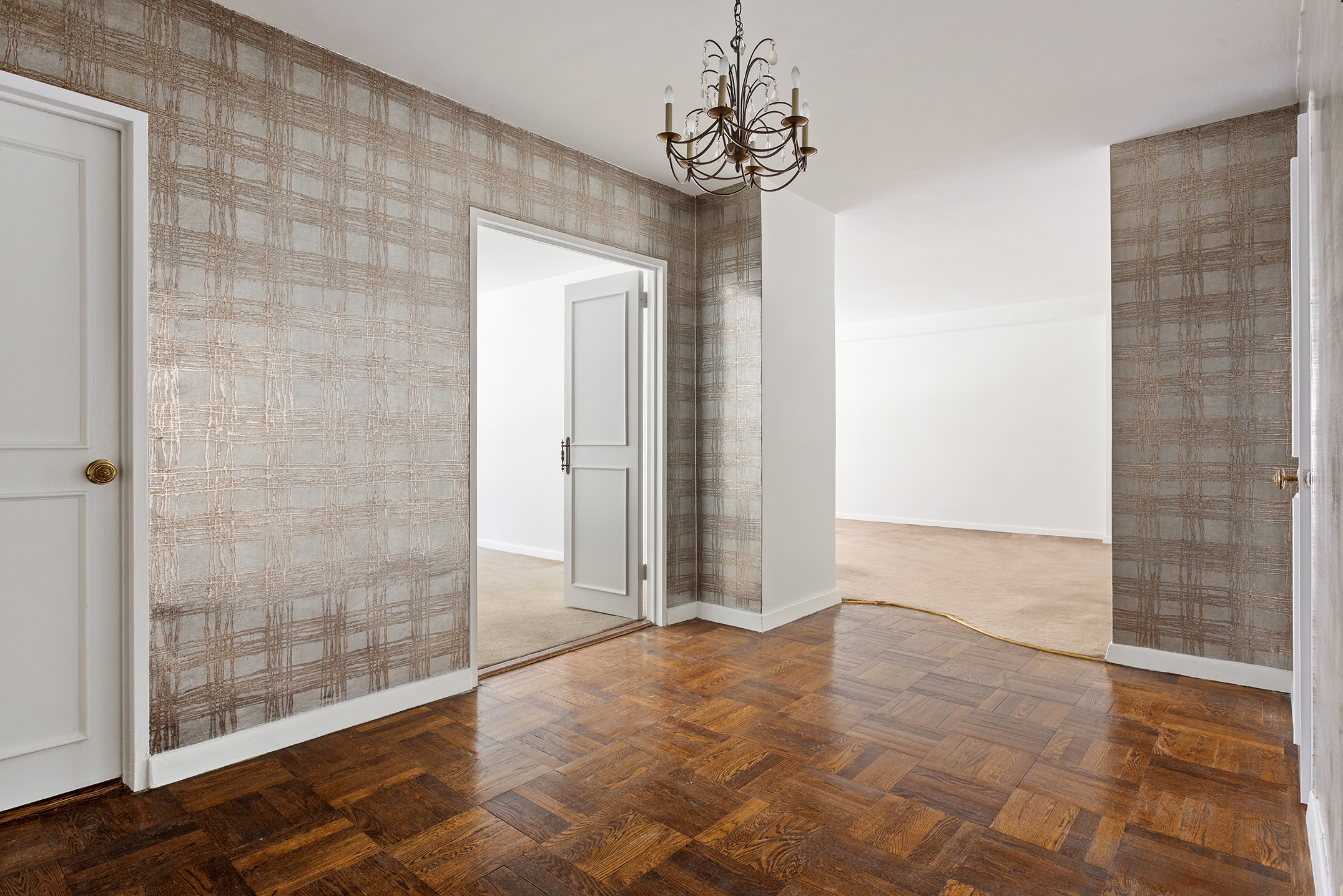 50 East 79th Street, Unit 2D Manhattan, NY 10075 - Photo 3 of 12