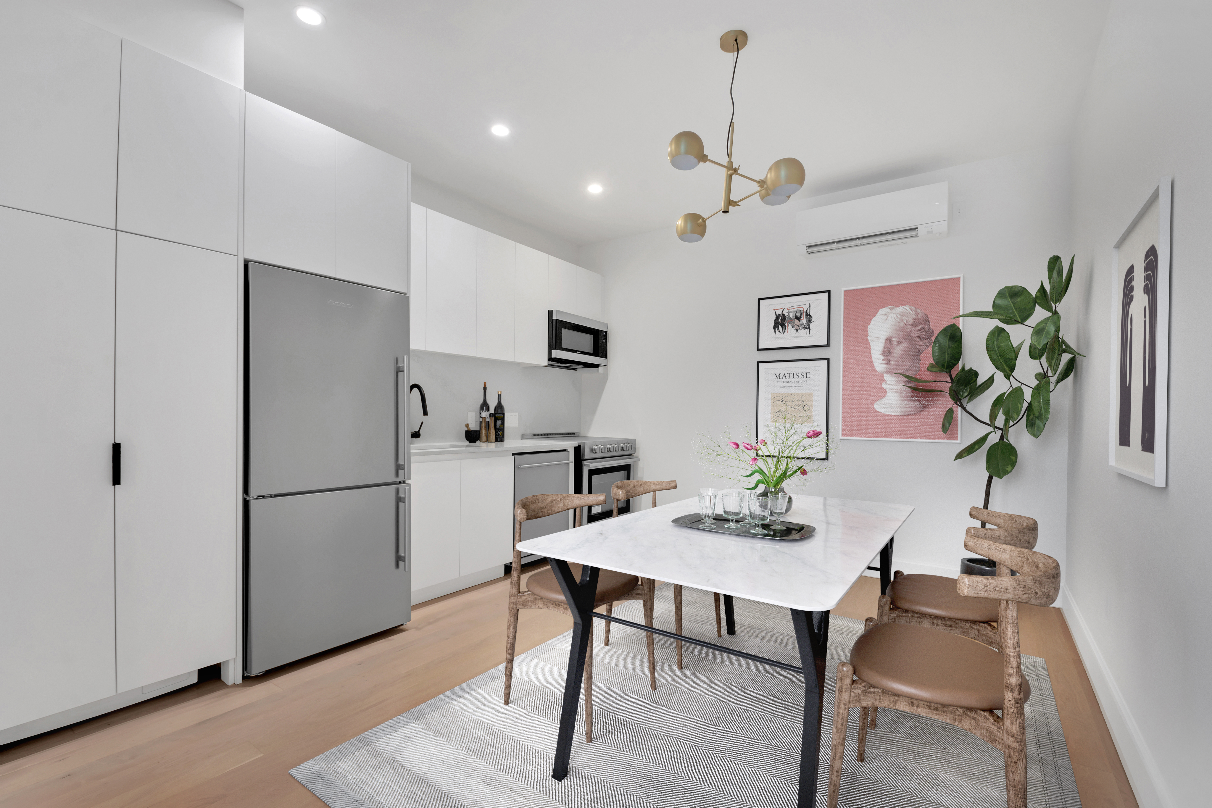 45 2nd Avenue, Unit 4R Manhattan, NY 10003 - Photo 2 of 4