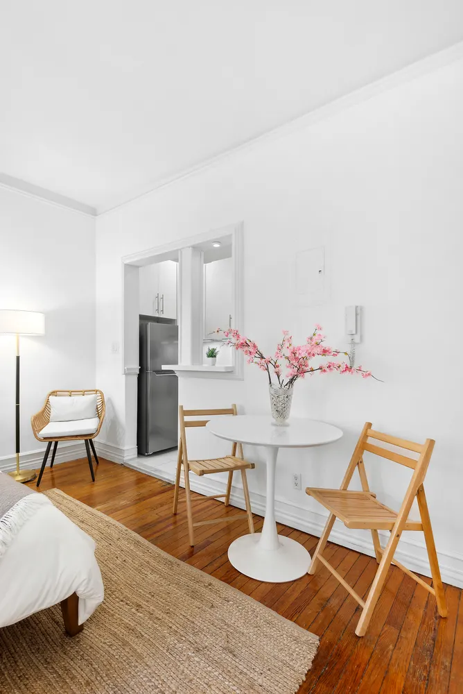 $2,600 | 293 Riverside Drive, Unit 5B | Upper West Side