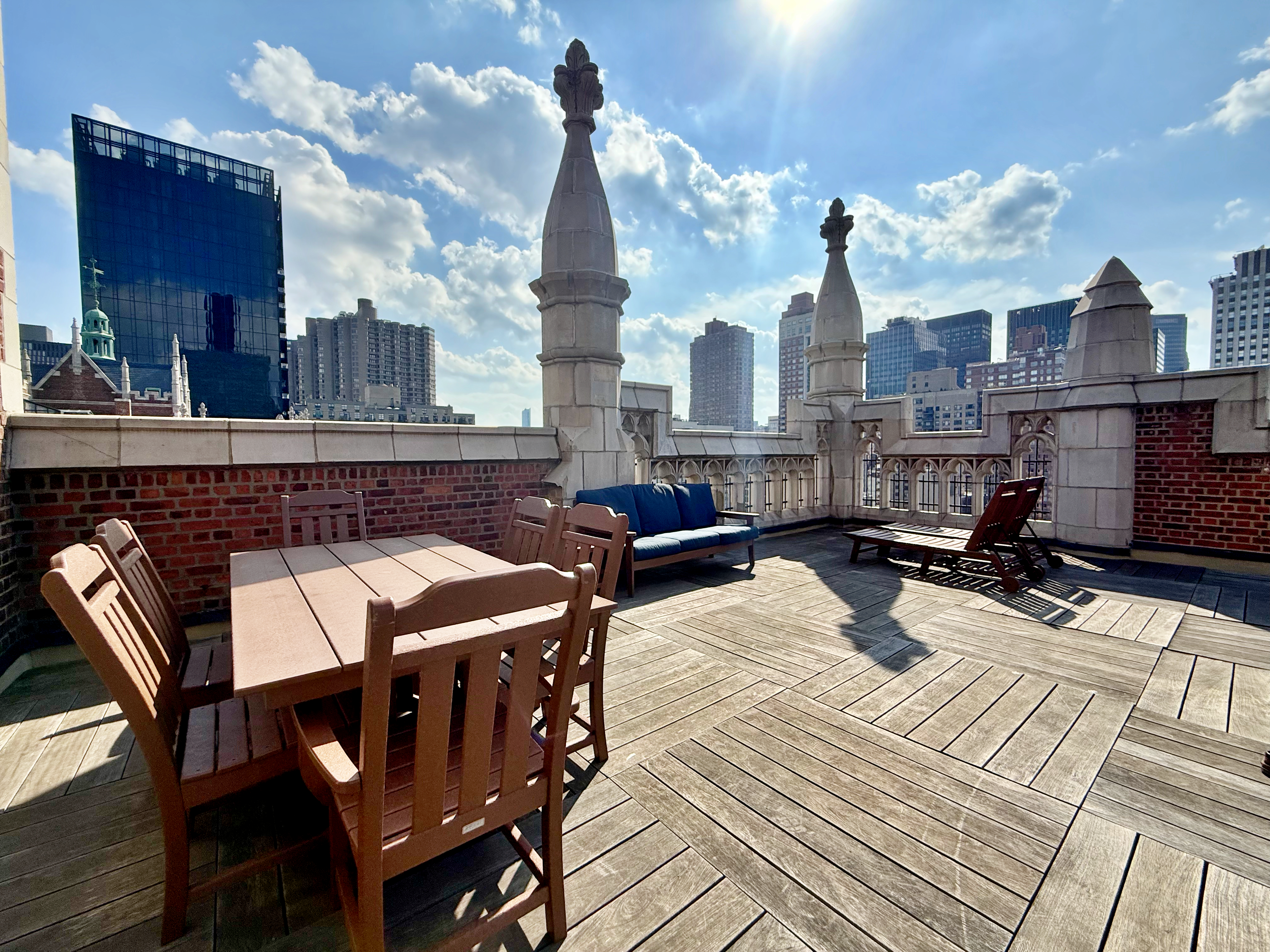 25 Tudor City Place, Unit 1502 Manhattan, NY 10017 - Photo 9 of 11