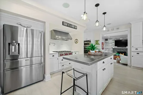 $1,599,000 | 164 Wakeman Road, Fairfield, CT 06824