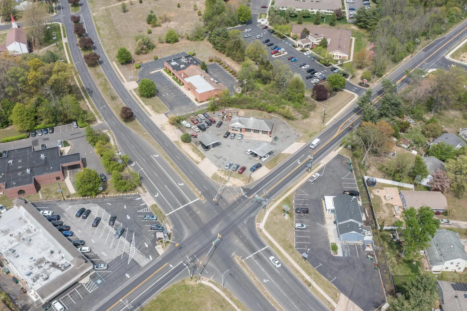 a view of a yard with front door
