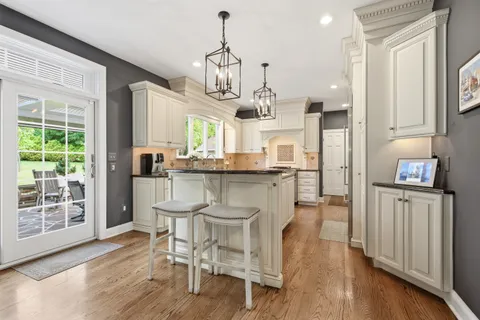 $1,750,000 | 302 Jefferson Drive, Malvern, PA 19355