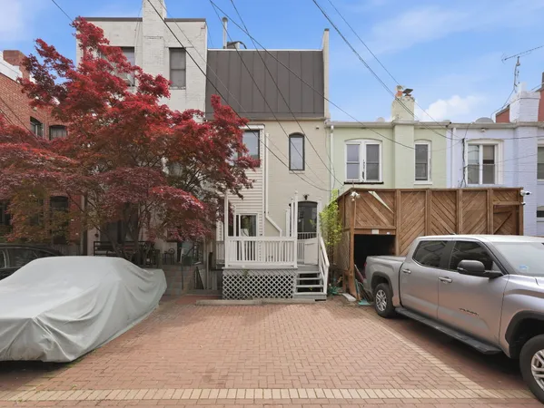 $8,000 | 2127 Newport Place Northwest, Washington, DC 20037