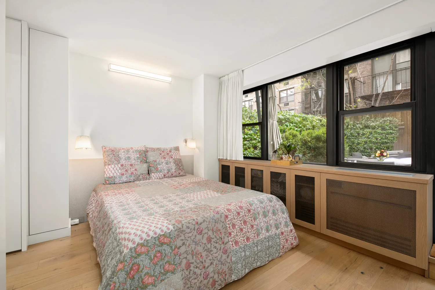 $850,000 | 230 East 15th Street, Unit 1G | Gramercy